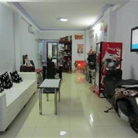 Thanh Thuong Guesthouse Bandar Ho Chi Minh Luaran gambar